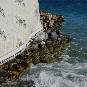 <p>Outdoor carpet photography.</p>

<p>Mersin | Anamur | Anamuryum</p>
